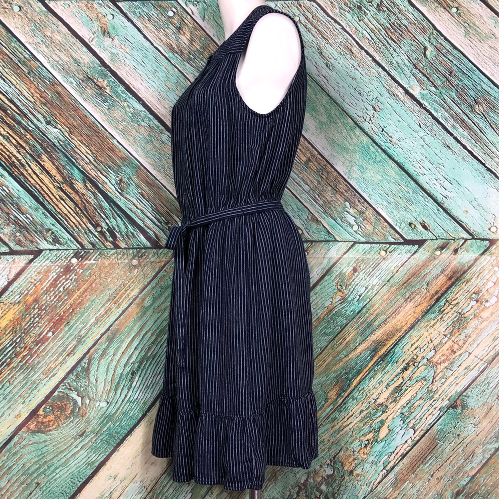 D6 - Universal Thread | Navy Button Down Pin Stri… - image 3